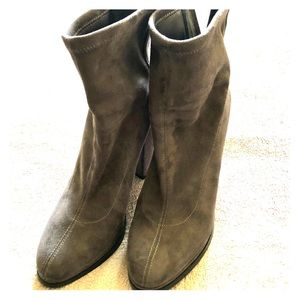 Guess grey suede booties